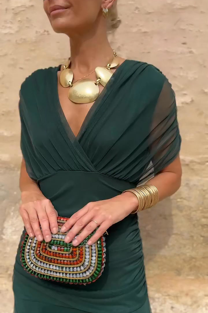 Elegantna maksi haljina s V-izrezom