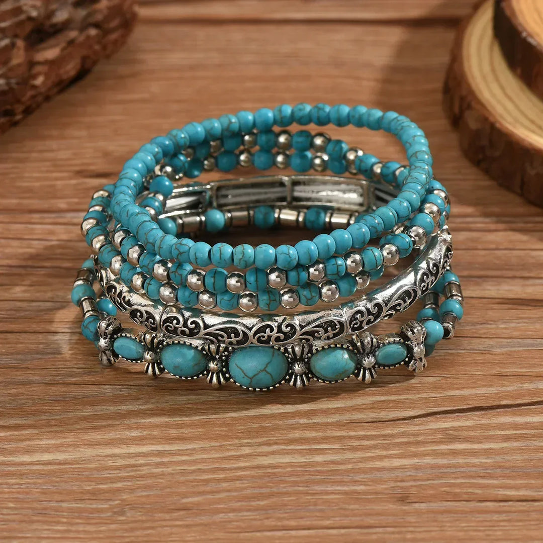 Boho narukvice s rovaniemskim detaljima